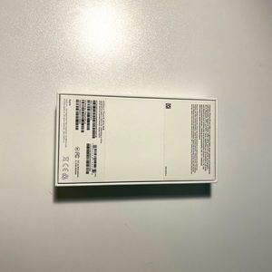 iPhone SE 2nd generation box
